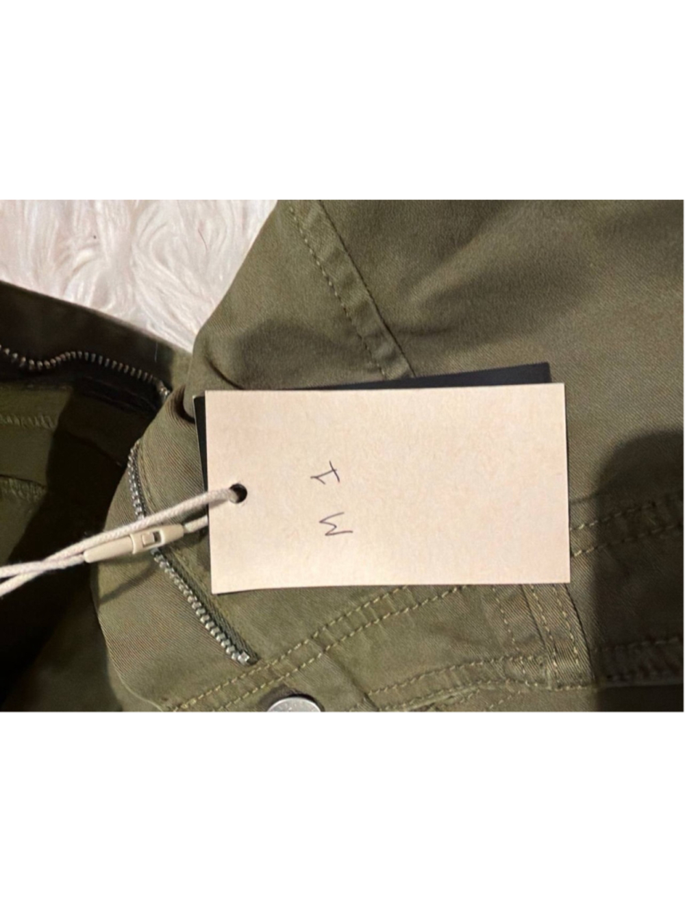 Solid Stitch Detail Mid Waist Bermuda Shorts Without Belt M - Picture 6 of 6